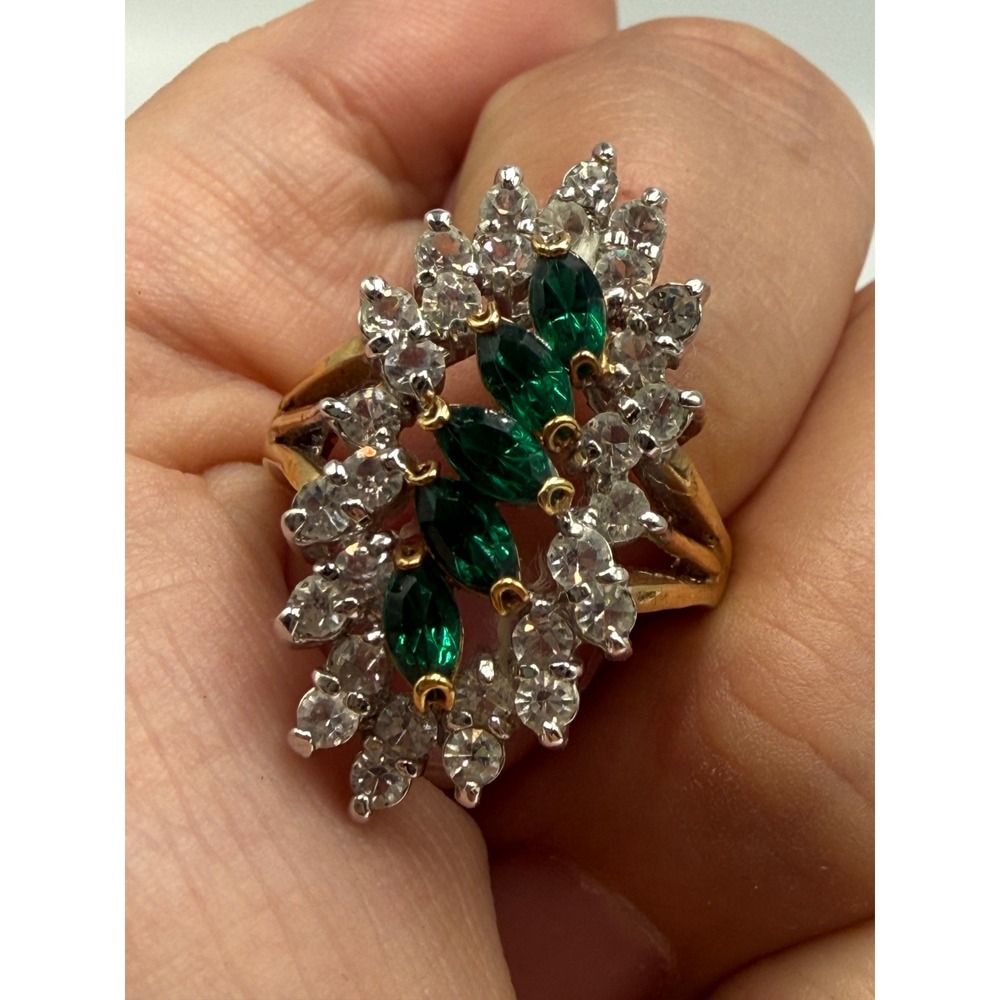 Vintage 18KGE Two Tone Emerald Green Marquise Cocktail Ring Size 8.5